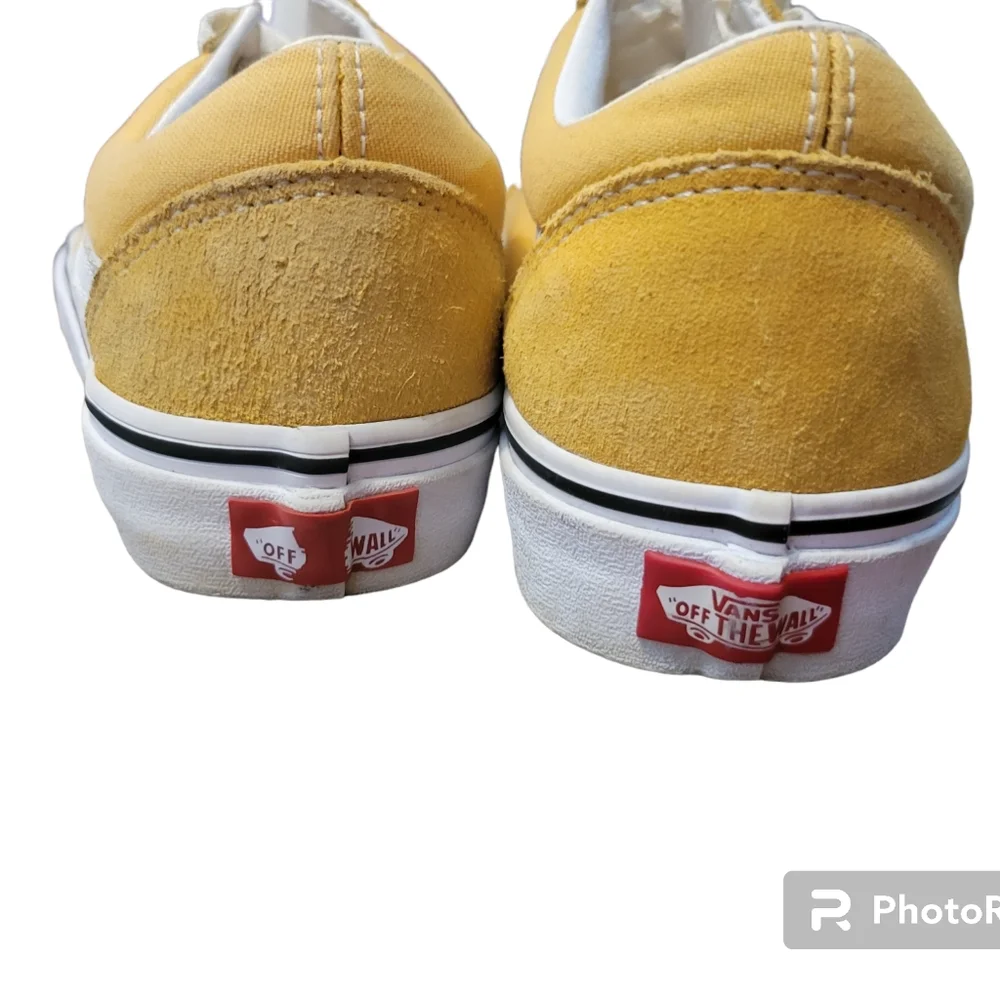 Vans Unisex size 5 men 6.5 Women Yellow shoes suede